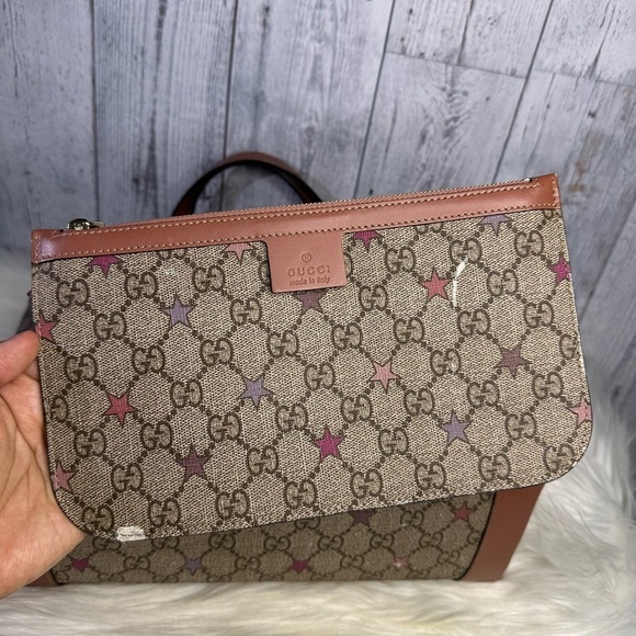 GUCCI monogram star canvass shoulder bag in brown - Picture 8 of 17